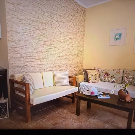 Luxury With Private Saunas & Whirlpool